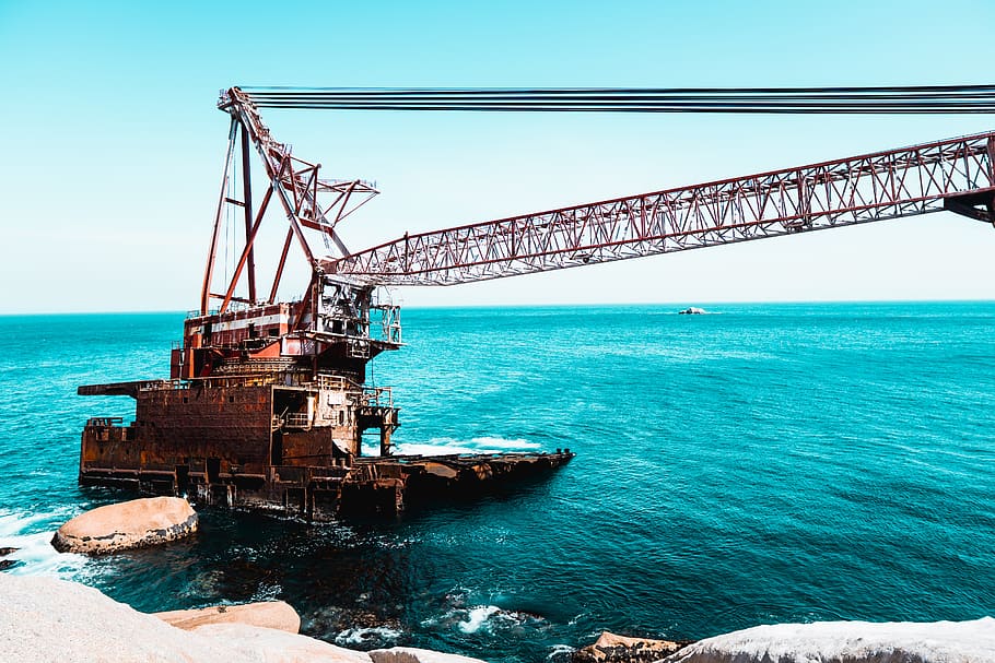 construction crane, ship, shipwreck, rust, nature, boat, barge, HD wallpaper