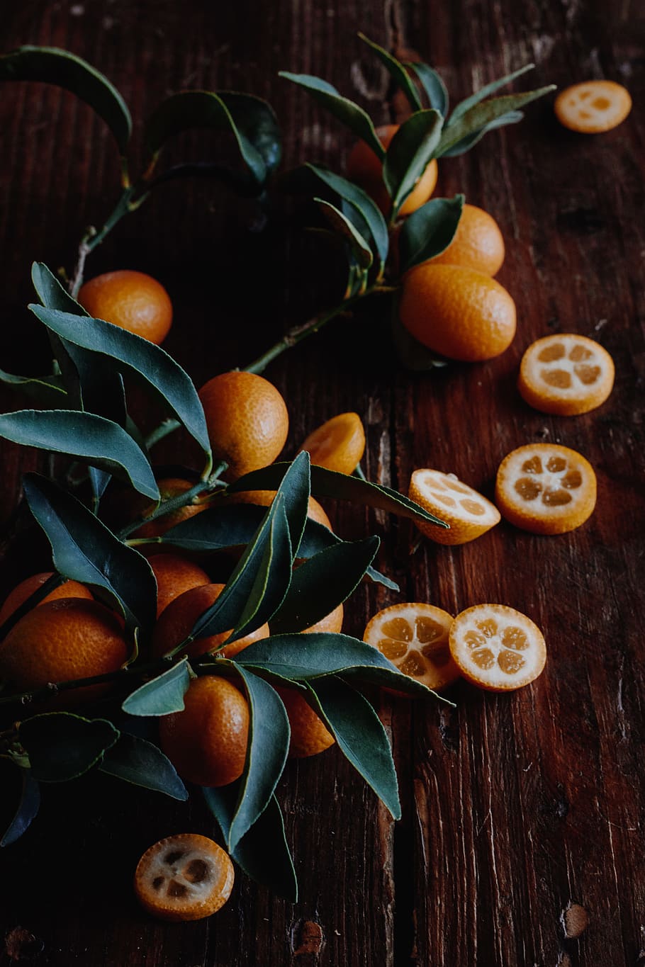 Kumquats, fruit, leaf, slice, branch, table, orange, green, closeup, HD wallpaper