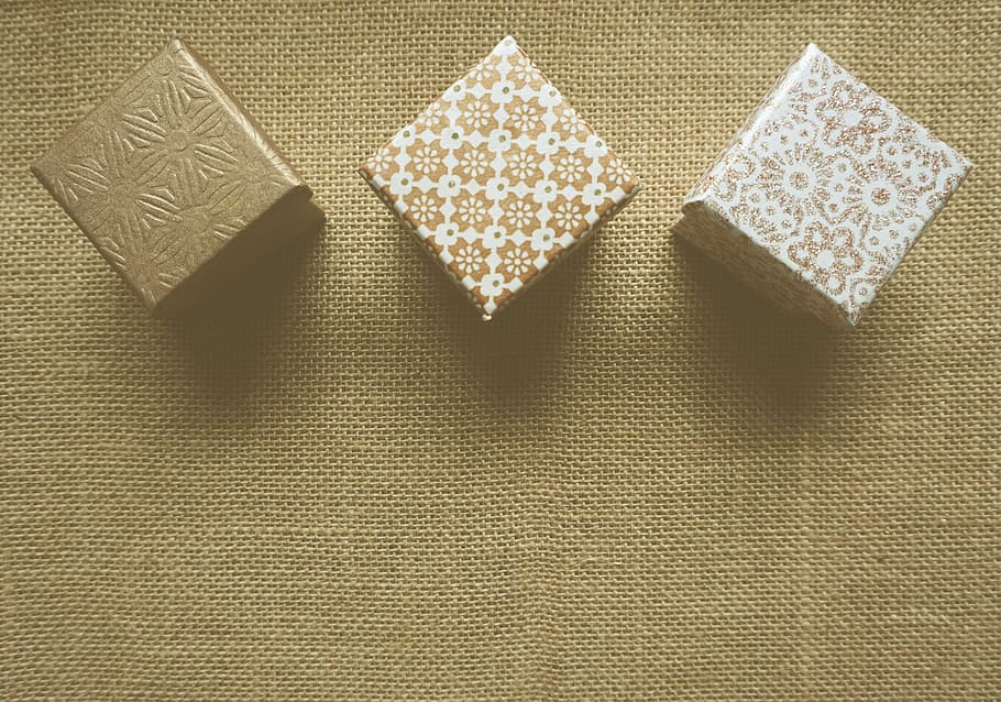 Three Brown and White Gift Boxes, design, gifts, pattern, presents HD wallpaper