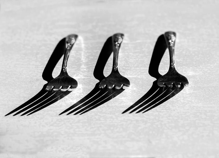 three, cutlery, gritty, blackandwhite, monochrome, shadows HD wallpaper