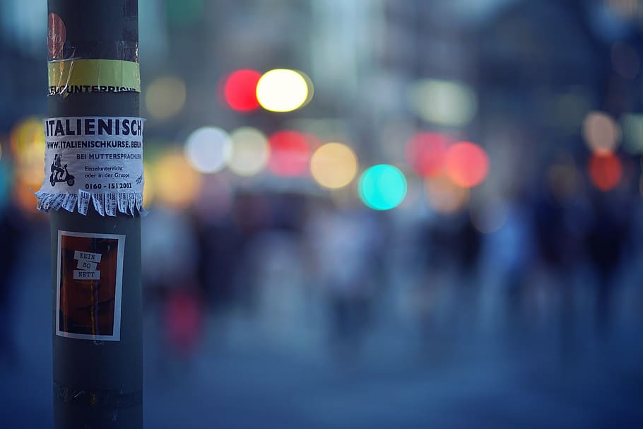 berlin, evening, lights, sticker, advertising, bokeh, night HD wallpaper