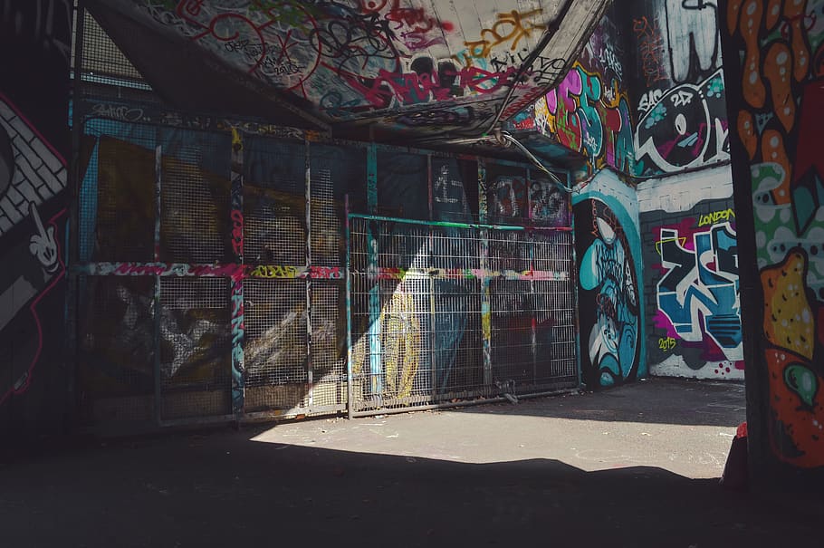 closed cages, graffiti, creativity, multi colored, built structure HD wallpaper