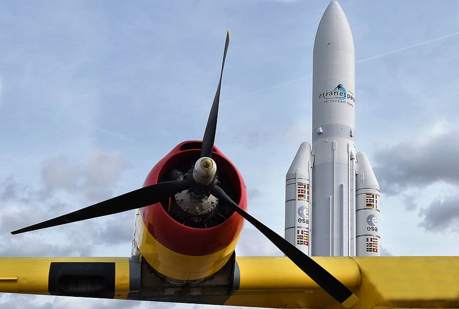 canadair, propeller, ariane v, rocket, sky, engines, aircraft, HD wallpaper