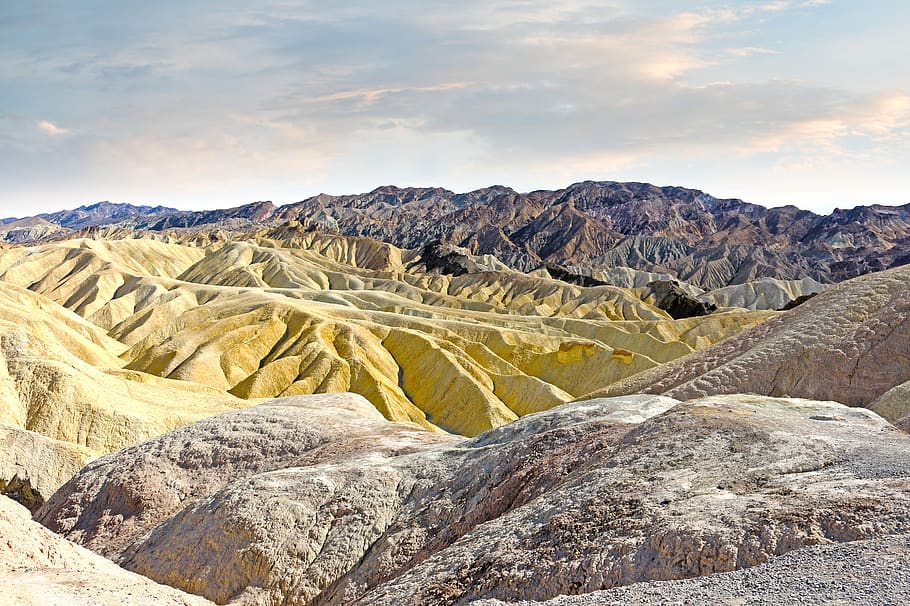 Gray Beige and Brown Rocky Mountain during Daytime, landscape HD wallpaper