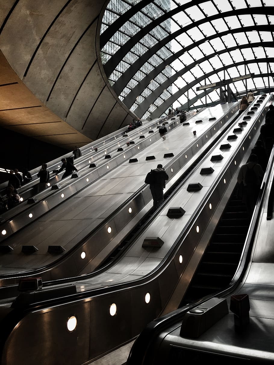 People on Escalator Inside Building, architecture, ceiling, city HD wallpaper