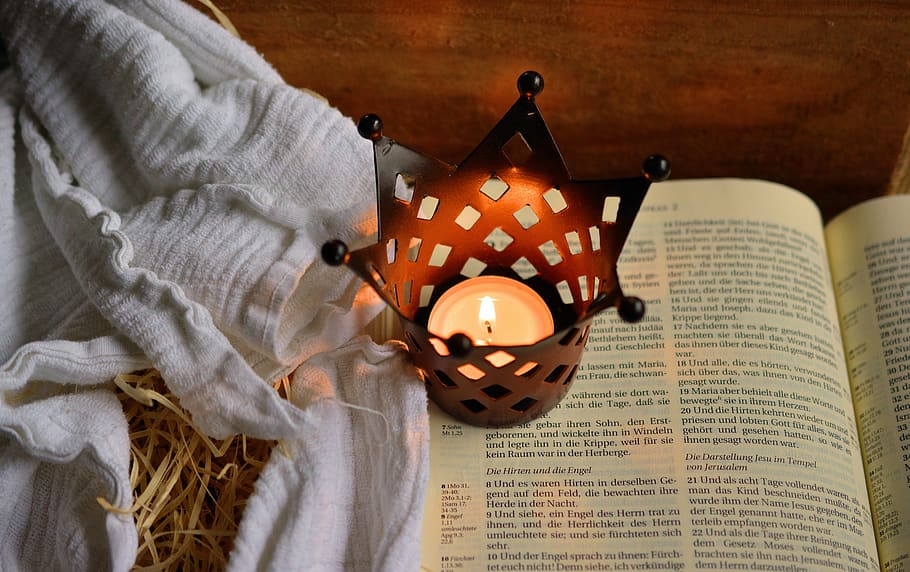 Brown and Black Tealight Candle Rack on Book, bible, christianity HD wallpaper
