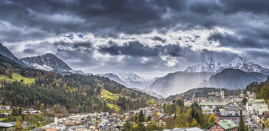Painting of Town and Sky, background, background image, buildings HD wallpaper