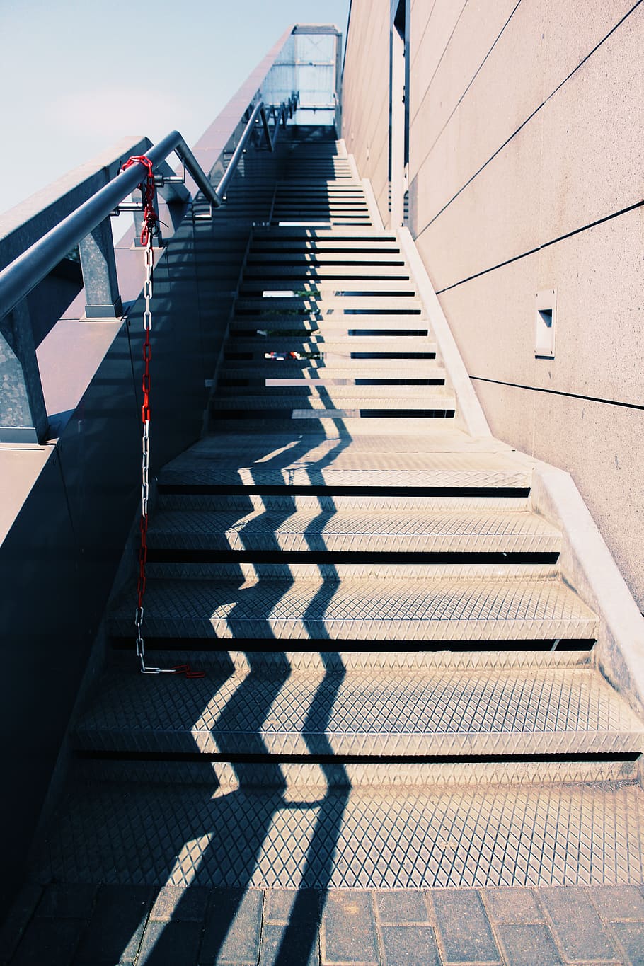 Silver Staircase, architecture, building, chain, handrail, perspective HD wallpaper