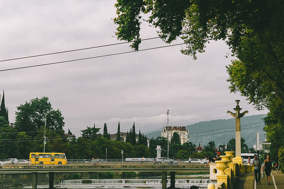 russia, sochi, bus, river, hills, city, tree, lines, buildings HD wallpaper