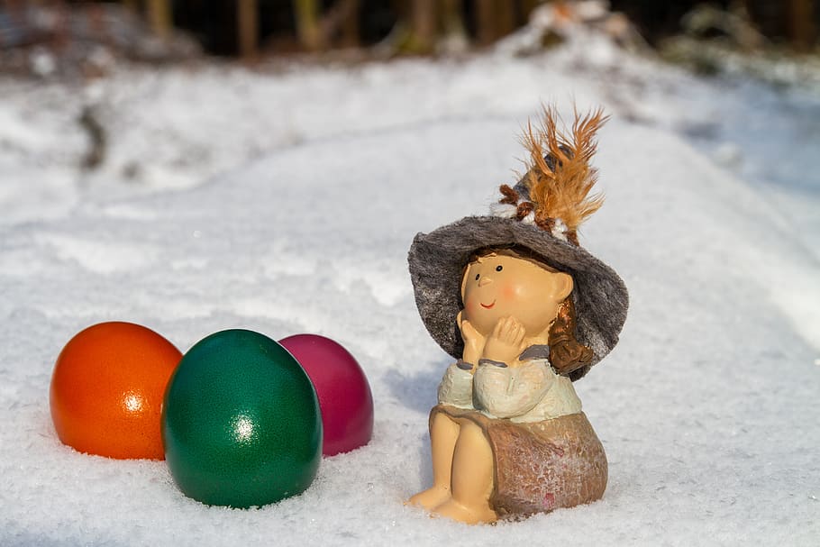 easter, egg, figure, easter eggs, colorful, colored, snow, nature.
