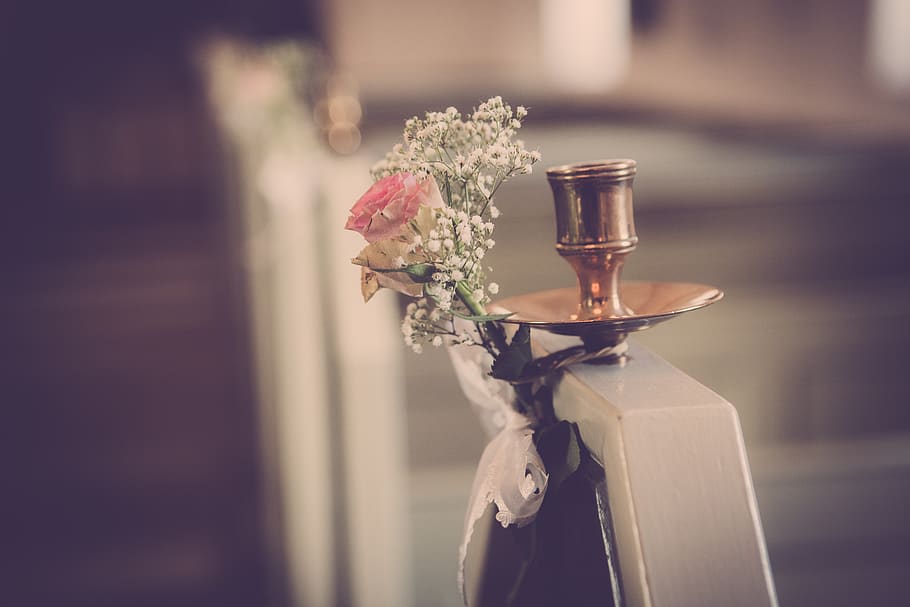 White and Pink Rose, blur, close-up, copper, flowers, indoors HD wallpaper