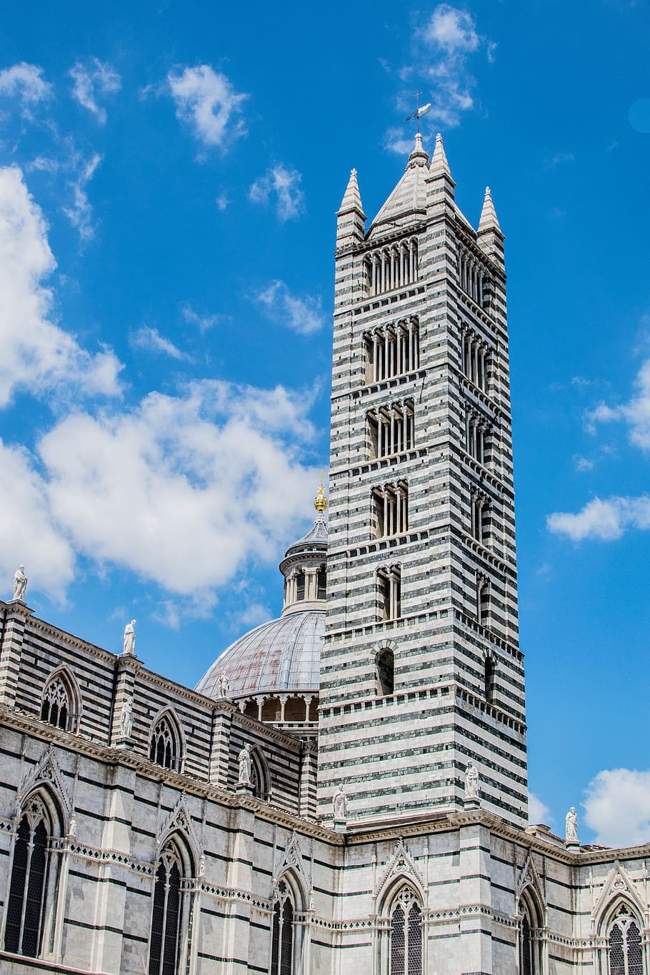 italy, siena, building exterior, architecture, sky, low angle view HD wallpaper
