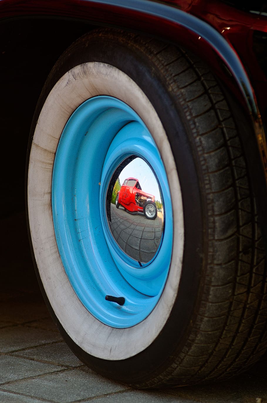 vintage, car, rolling dude, reflection, rock'm'roll, tyre, wheel HD wallpaper