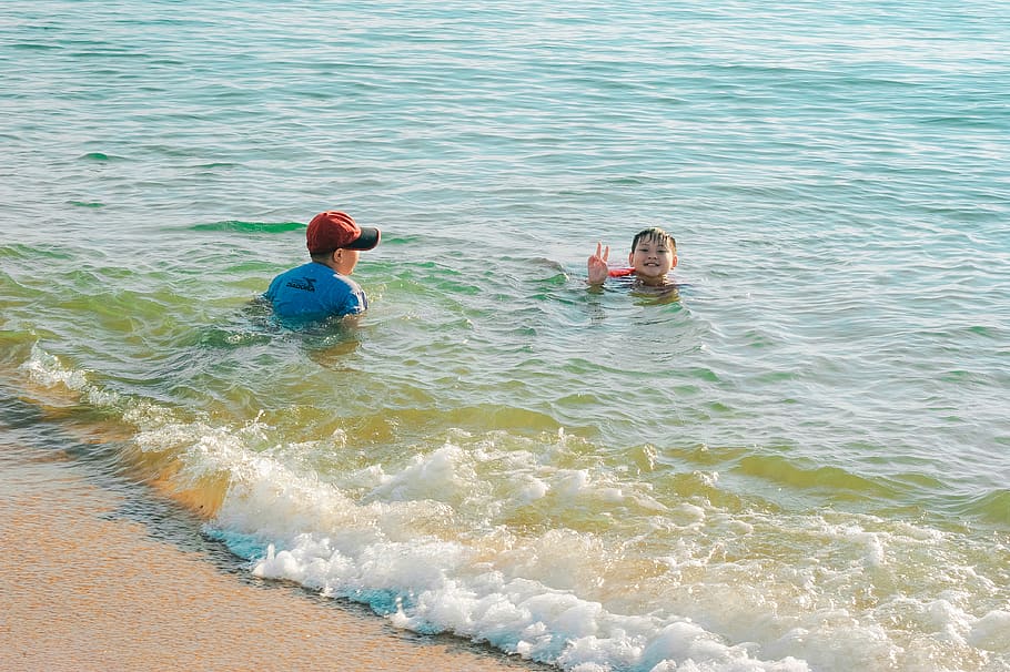 Kids Swimming At The Beach, boys, children, fun, leisure, ocean HD wallpaper