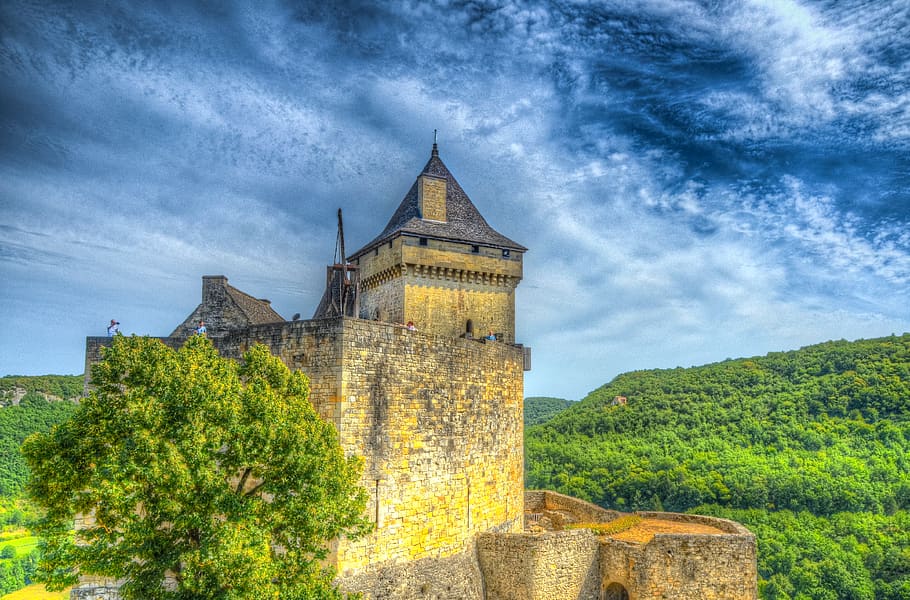 Photography of Castle, ancient, architecture, building, clouds HD wallpaper