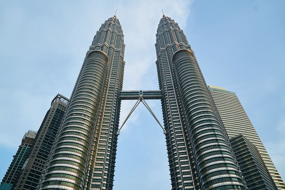 Petronas Tower, architectural design, architecture, Asian, beautiful HD wallpaper