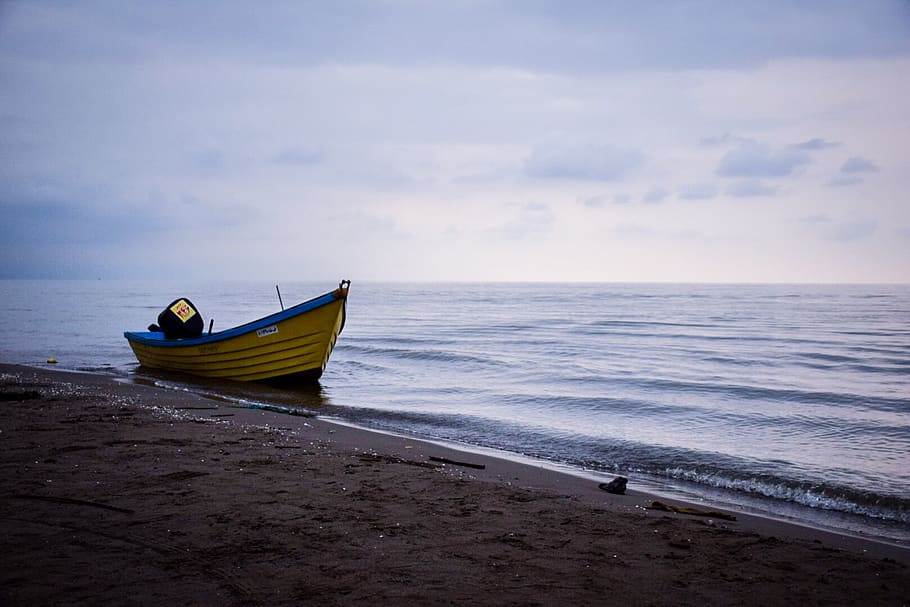 Boat Beside Beach Shore, clouds, daylight, horizon, landscape HD wallpaper