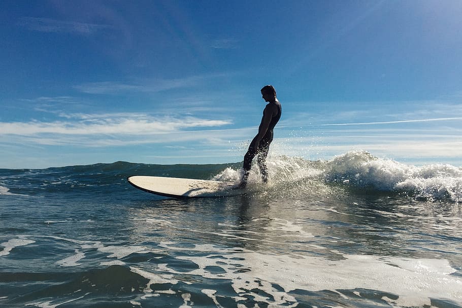 Surfer on Waves, peopleSport, sea, water, motion, one person HD wallpaper