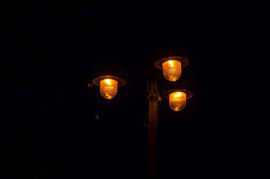 lanterns, three, light, evening, night, dark, street, illuminated HD wallpaper