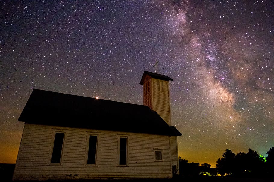 church near trees during night, long exposure, night sky, star, HD wallpaper