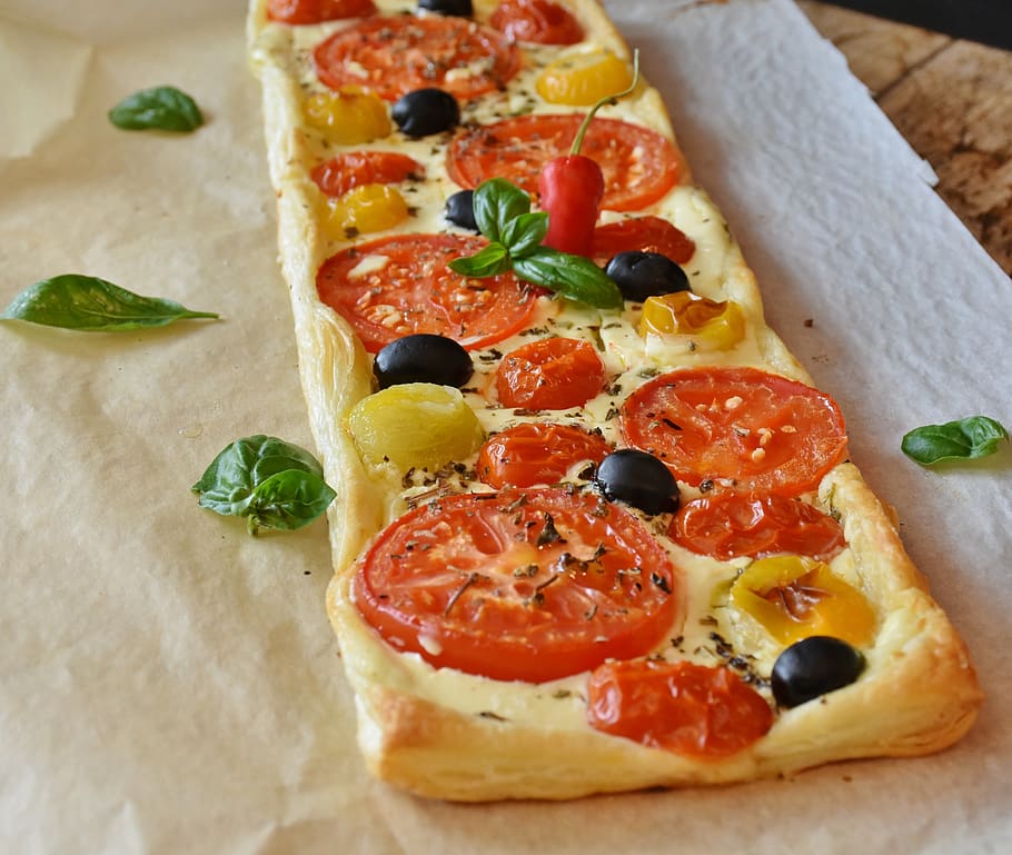 Rectangular Pizza, appetizing, basil, cheese, crust, delicious HD wallpaper