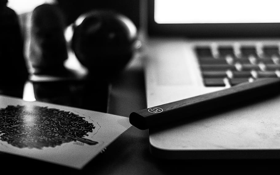 pencil, sticker, macbook, apple, laptop, workspace, designer HD wallpaper