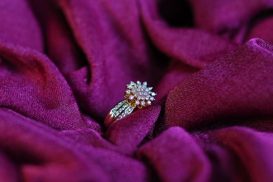 ring, wedding, diamond, gold, marriage, romantic, anniversary HD wallpaper