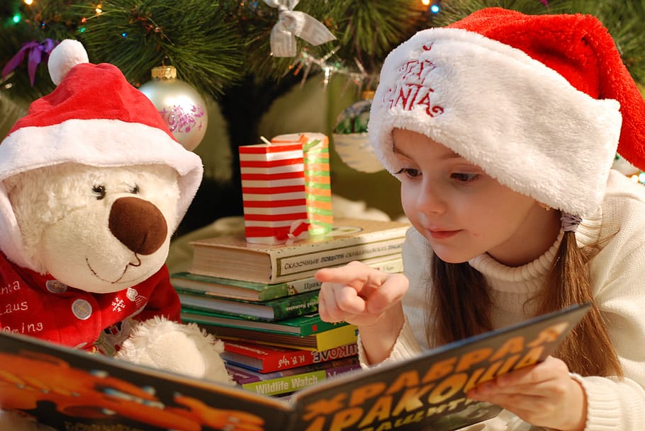 Portrait of Girl Wearing Christmas Hat, adorable, books, candle, HD wallpaper