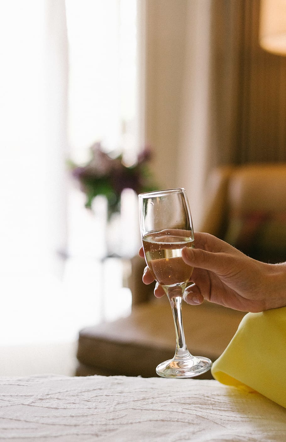 glass, goblet, wine, human, person, beverage, alcohol, drink HD wallpaper