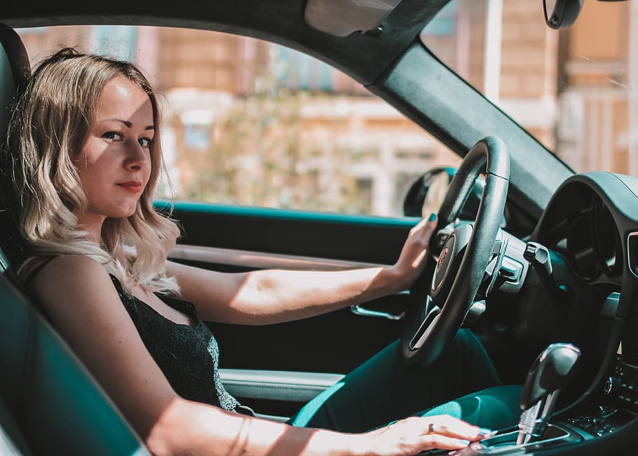 woman inside car, mode of transportation, sitting, one person HD wallpaper