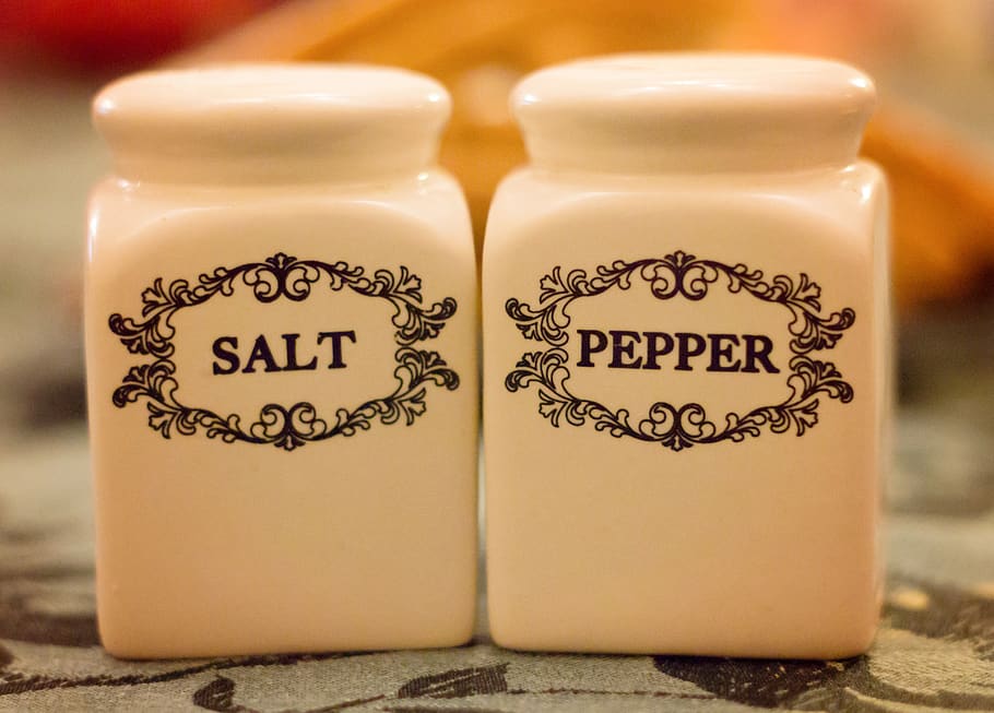 Shallow Focus Photo of Two White Ceramic Containers, close-up HD wallpaper