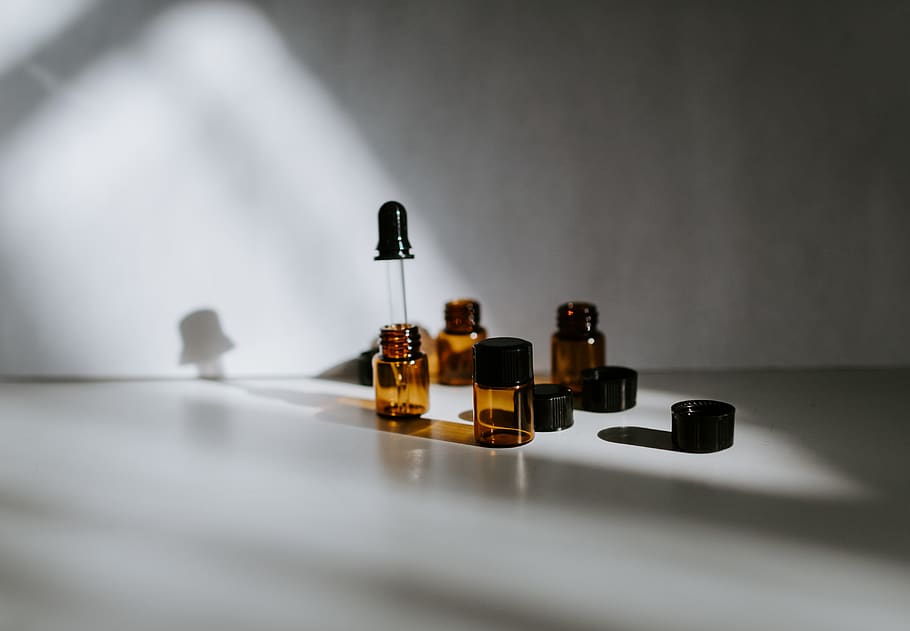 empty amber glass bottles, indoors, still life, no people, close-up HD wallpaper