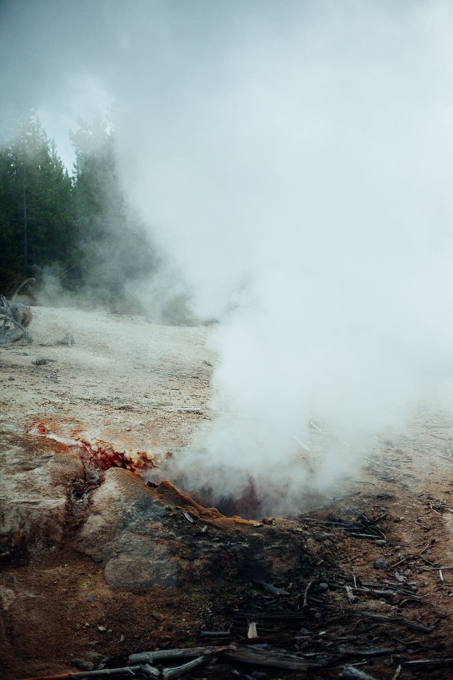 bonefire with smoke during daytime, smoke - physical structure HD wallpaper