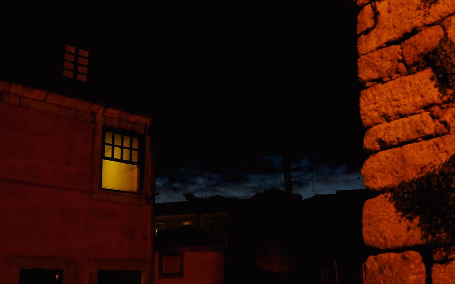 window, yellow, light, home, sky, night, time, day, wall, city HD wallpaper