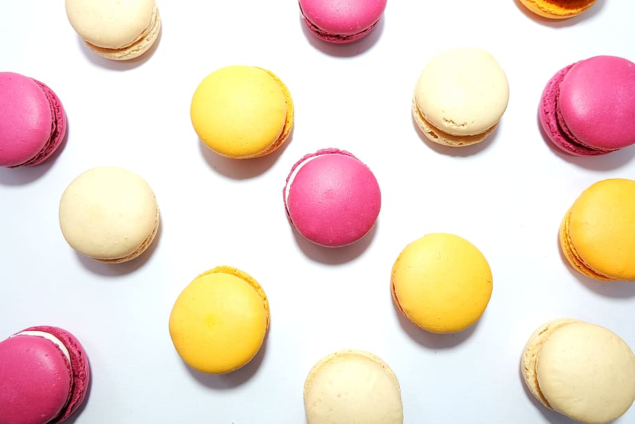 Macaroons, dessert, flatlay, food, sweets, white background, food and drink HD wallpaper