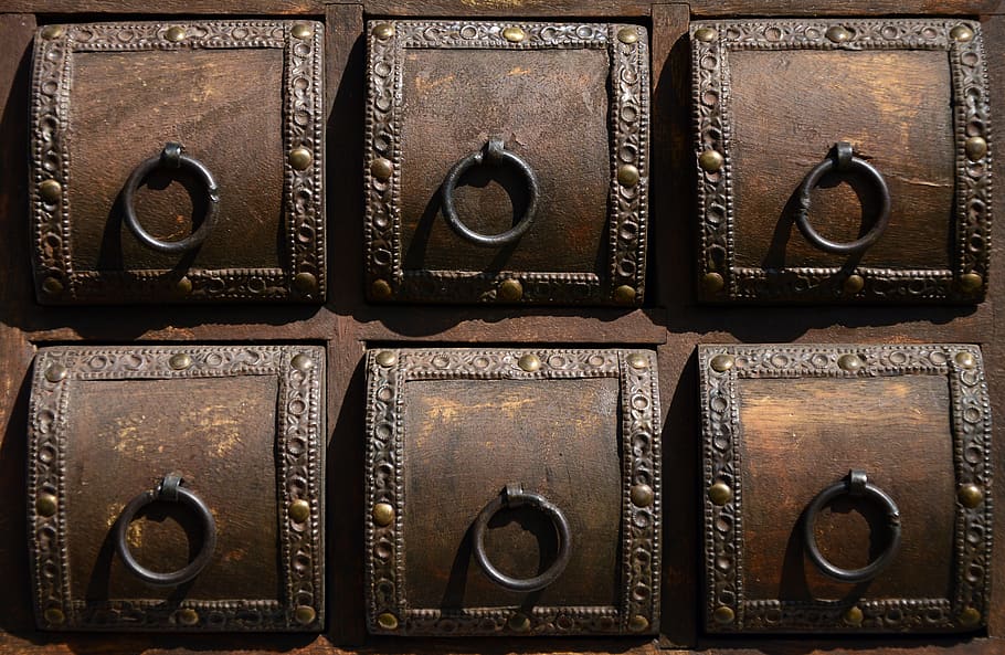 bronze, buckle, accessories, accessory, treasure, text, alphabet HD wallpaper