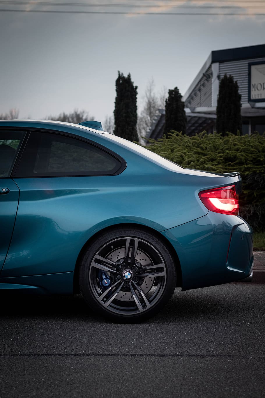 blue coupe, vehicle, spoke, machine, wheel, alloy wheel, transportation HD wallpaper