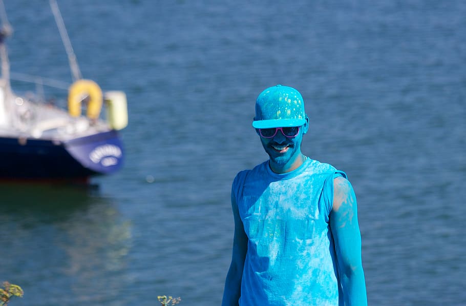 blue, paint, young, guy, hat, sunglasses, water, looking at camera HD wallpaper