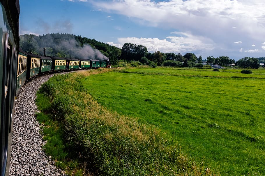 Turning train, background, beautiful, blue, countryside, field, HD wallpaper