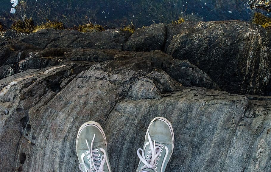 shoes, ocean, lake, background, camera, nikon, vans, rock, low section HD wallpaper