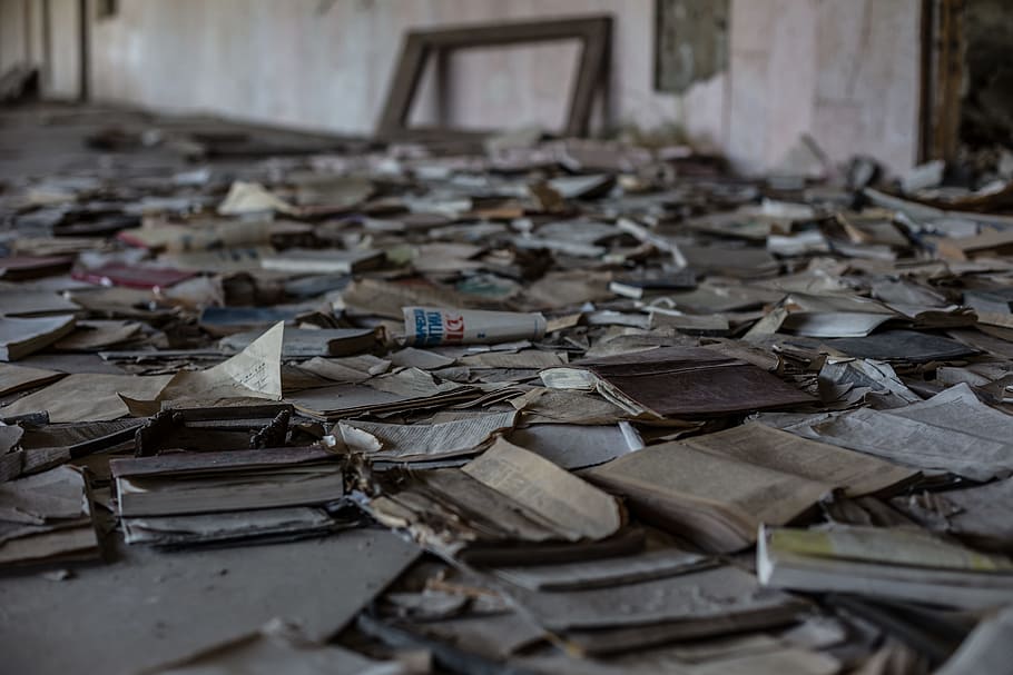 Brown Paper Lot on Floor Near Brown Wall, abandoned, abandoned building HD wallpaper