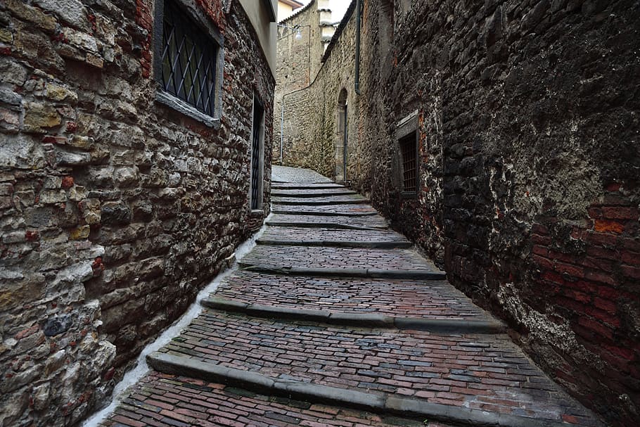 pathway between buildings, architecture, built structure, building exterior HD wallpaper