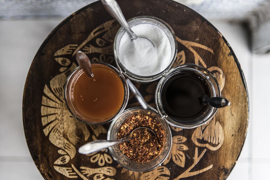 Three Spice Jars on Tray, assorted, chili pepper, close-up, coffee HD wallpaper