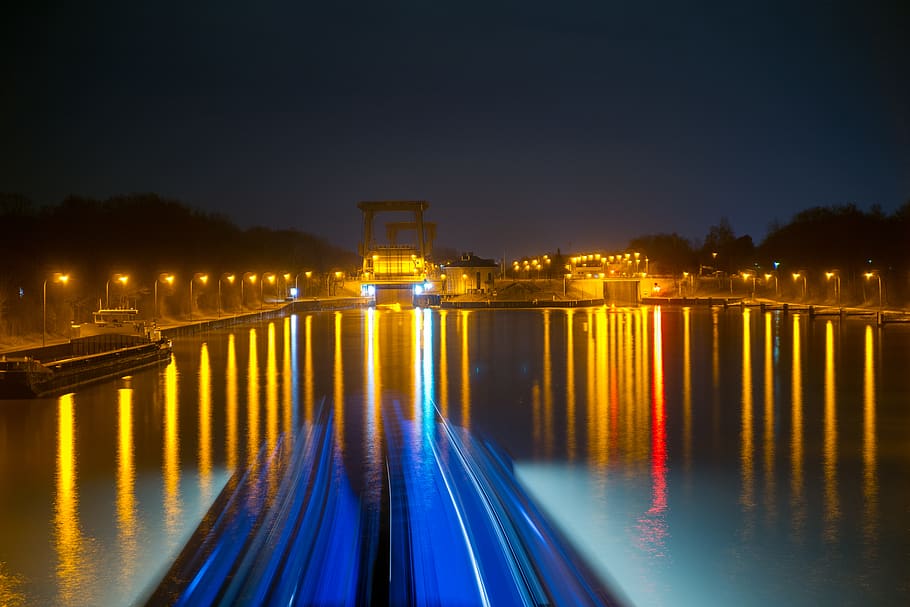 midnight, ship, channel, illuminated, architecture, water, built structure HD wallpaper