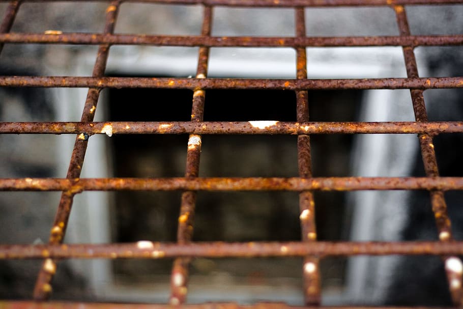 bars, rusty, metal, focus on foreground, close-up, no people HD wallpaper