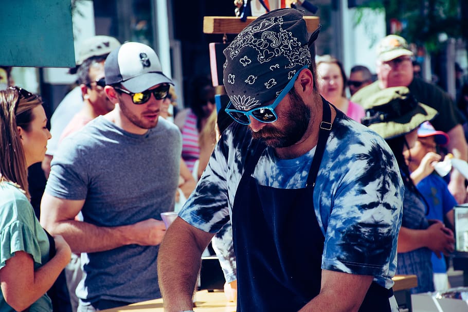 Man With Apron Wearing Sunglasses and Bandanna, cook, crowd, daytime HD wallpaper