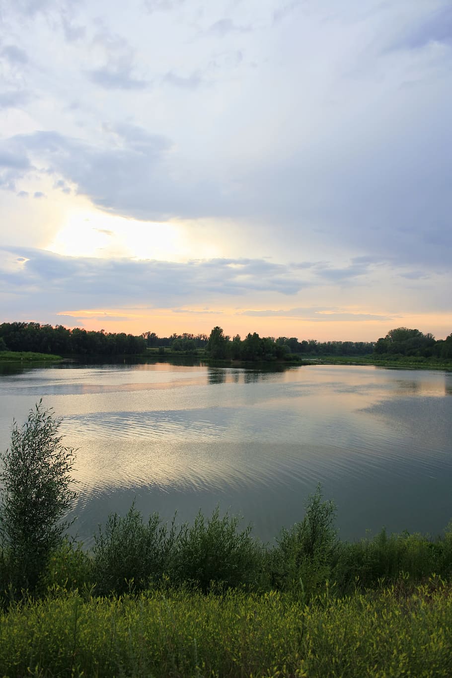 Lake, scene, summer, water, sky, beauty in nature, tranquility HD wallpaper