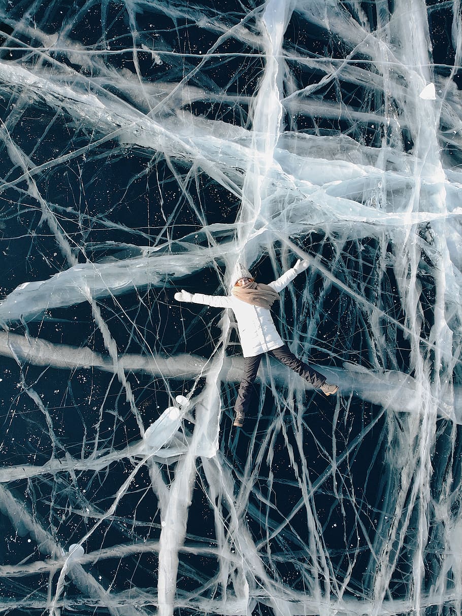 person jumping towards white net, one person, adult, human arm HD wallpaper
