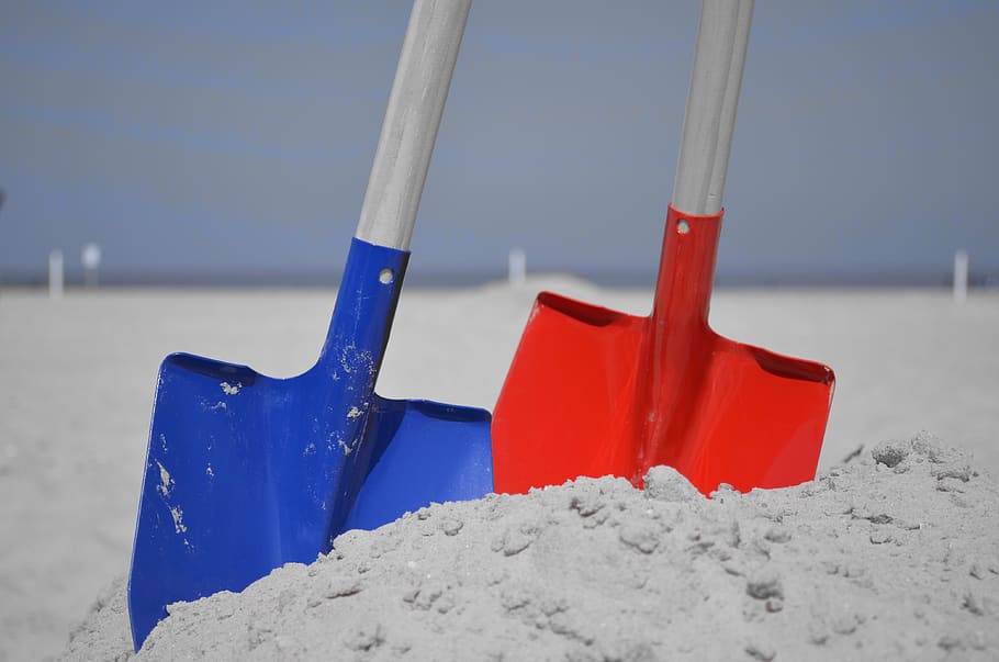 Blue and Red Shovel on Grey Sand during Daytime, close-up, macro, HD wallpaper