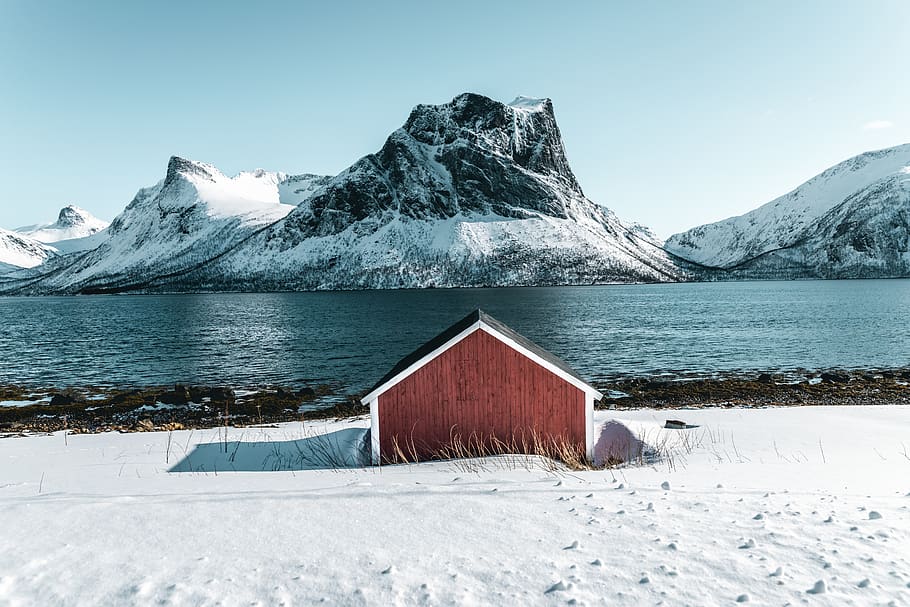 Cottage Near Lake, barn, cold, landscape, mountain, scenic, snow HD wallpaper